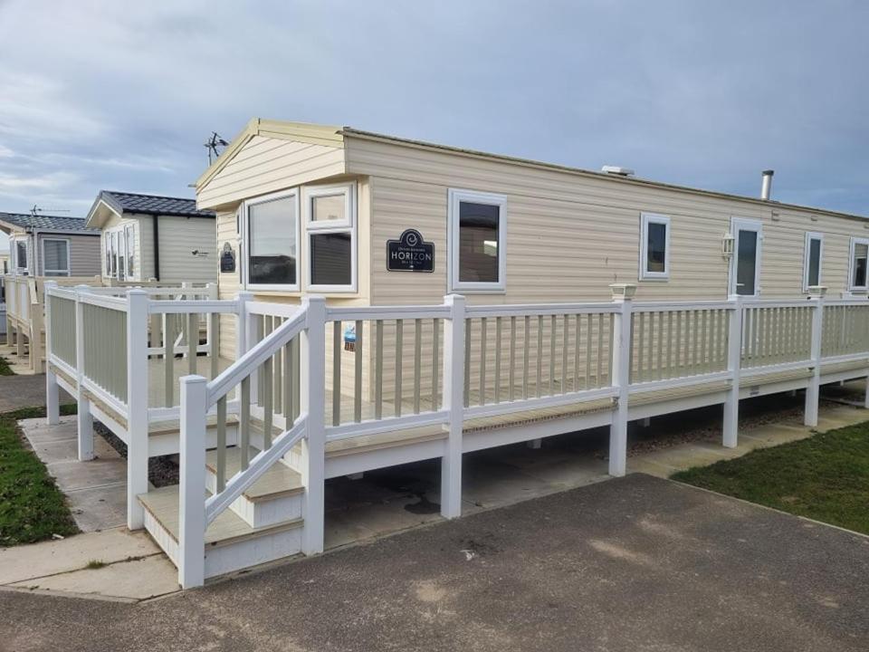 8 Berth Caravan Pg30 Chapel Saint Leonards Exterior photo